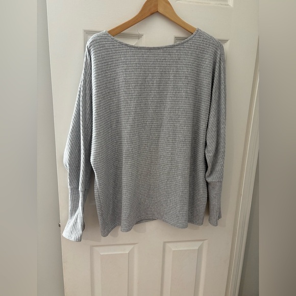 Caslon Nordstrom ribbed grey long sleeve sweater shirt size large button sleeve - Picture 4 of 10